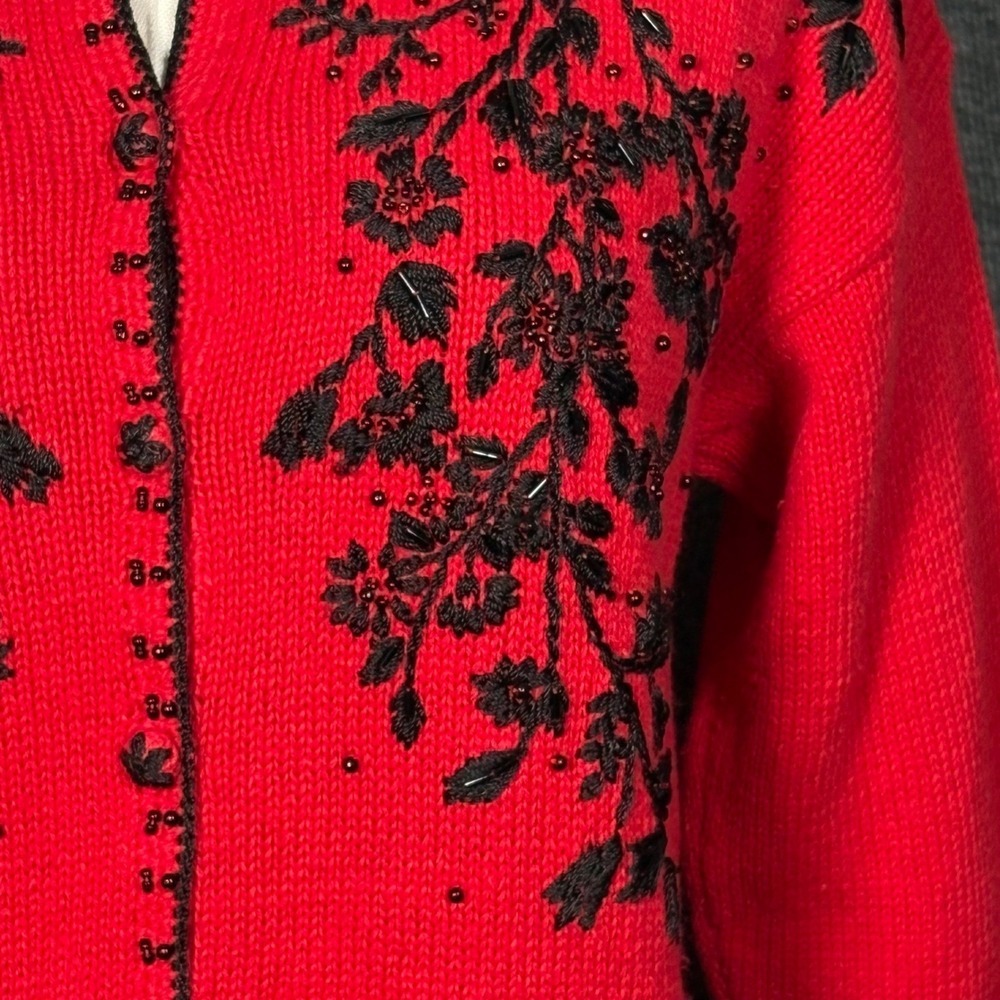 Vintage Heirloom Collectibles Cardigan Red Floral Beaded Sweater Small Petite - Picture 5 of 12